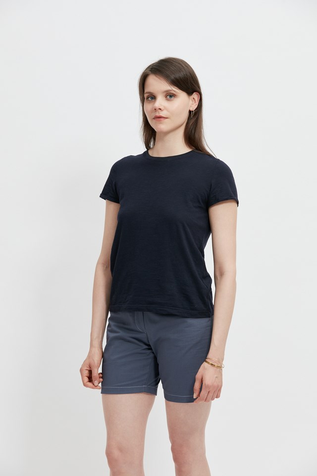 t-shirt-ecclo-femme-bleu-Made-in-France-et-coton-upcyclé-recyclé-dreamact-face-1