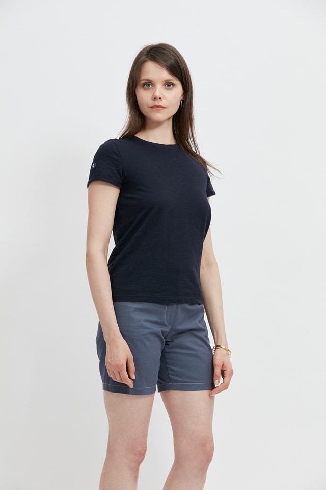t-shirt-ecclo-femme-bleu-Made-in-France-et-coton-upcyclé-recyclé-dreamact-face-2