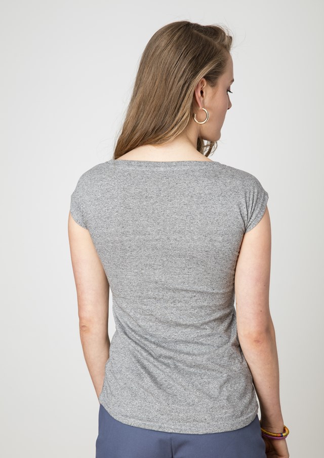 t-shirt-ecclo-gris-échancré-femme-Made-in-France-et-coton-upcyclé-recyclé-dreamact-dos