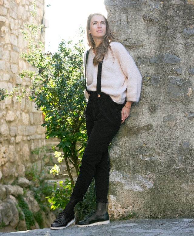 Pantalon noir en velours côtelé coton biologique GOTS fabriqué en France