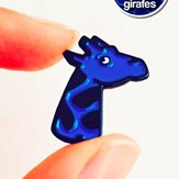 L'épinglette girafon bleu 4