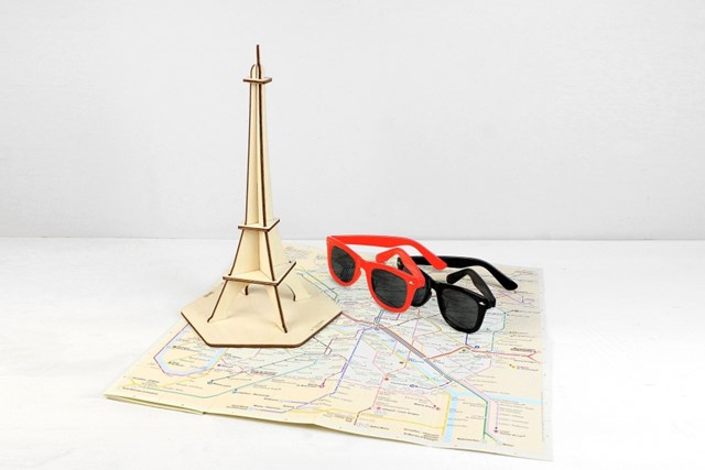 Objet déco Tour Eiffel en bois de bouleau fabriqué en France