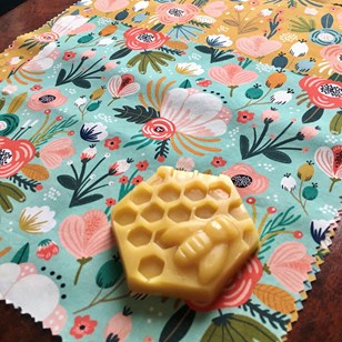 Kit DIY pour fabriquer ses emballages alimentaires à la cire d'abeille bio