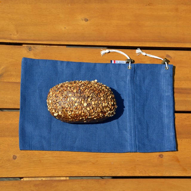 Sac à pain le pochon bleu avec pain nordique